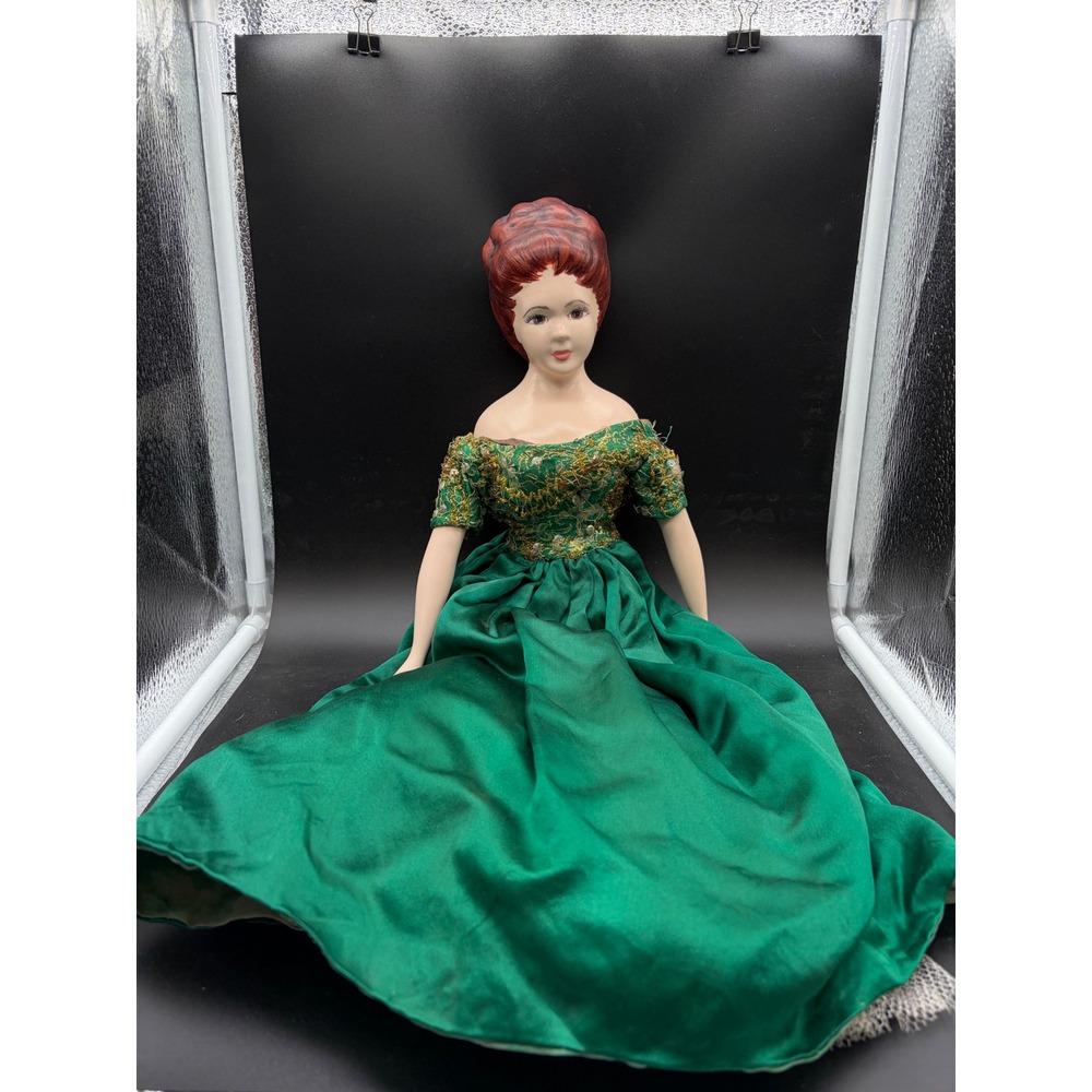 Vintage Cynthia Wright Porcelain Doll Emerald Green Gold Lace Gown Auburn Hair‎